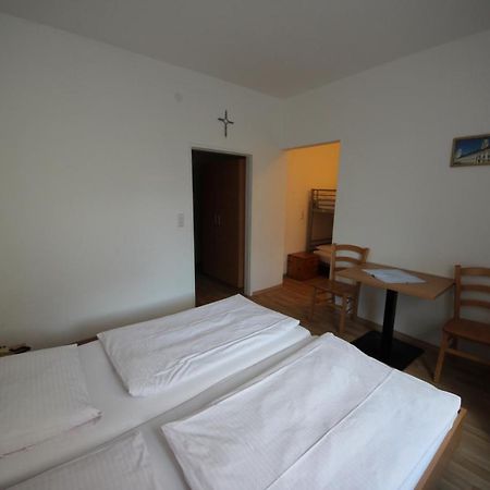 Hotel Kleinmuenchen Λιντς Εξωτερικό φωτογραφία