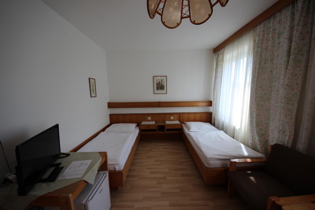 Hotel Kleinmuenchen Λιντς Εξωτερικό φωτογραφία