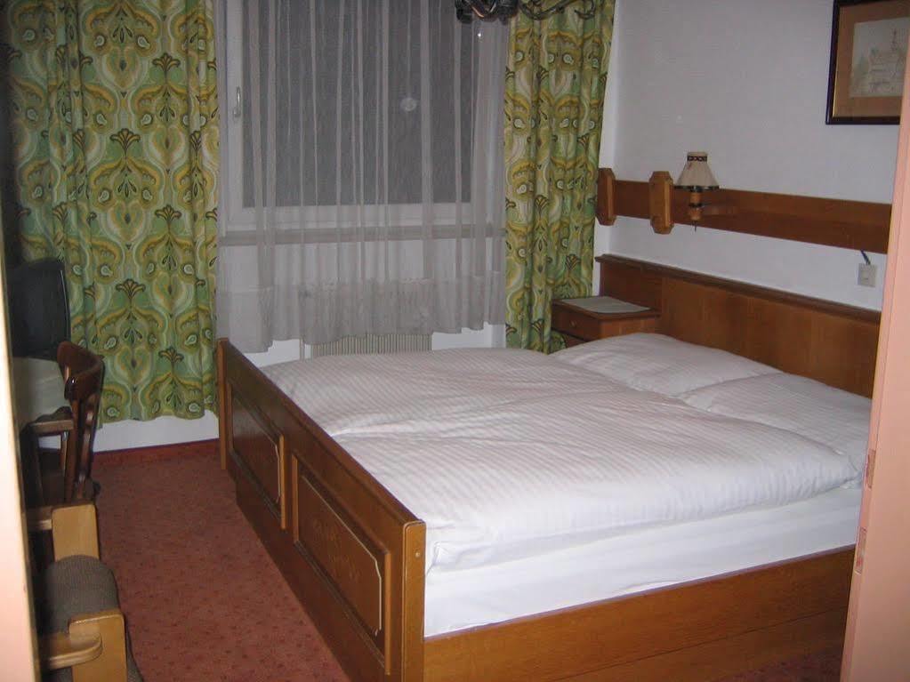 Hotel Kleinmuenchen Λιντς Εξωτερικό φωτογραφία